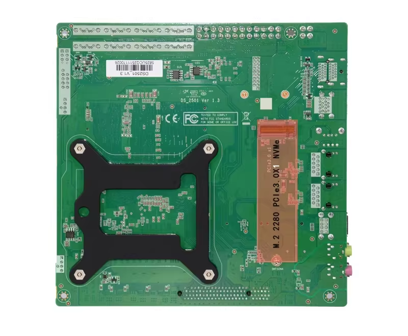Scheda Madre Topton N21 11-Bay - Amd Cpu Ryzen 7 recensione e prezzo